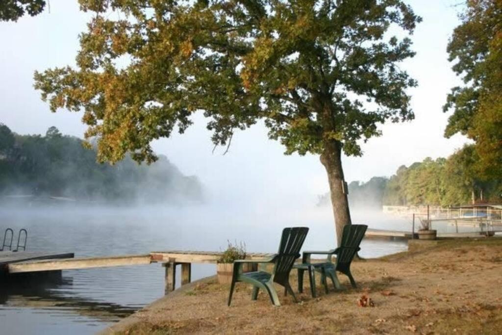 #02 - Unique Lakeside Studio Cottage- Pet Friendly Хот Спрингс Екстериор снимка