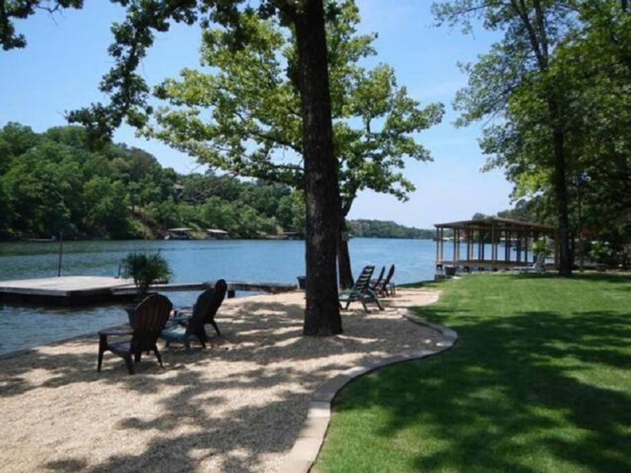 #02 - Unique Lakeside Studio Cottage- Pet Friendly Хот Спрингс Екстериор снимка